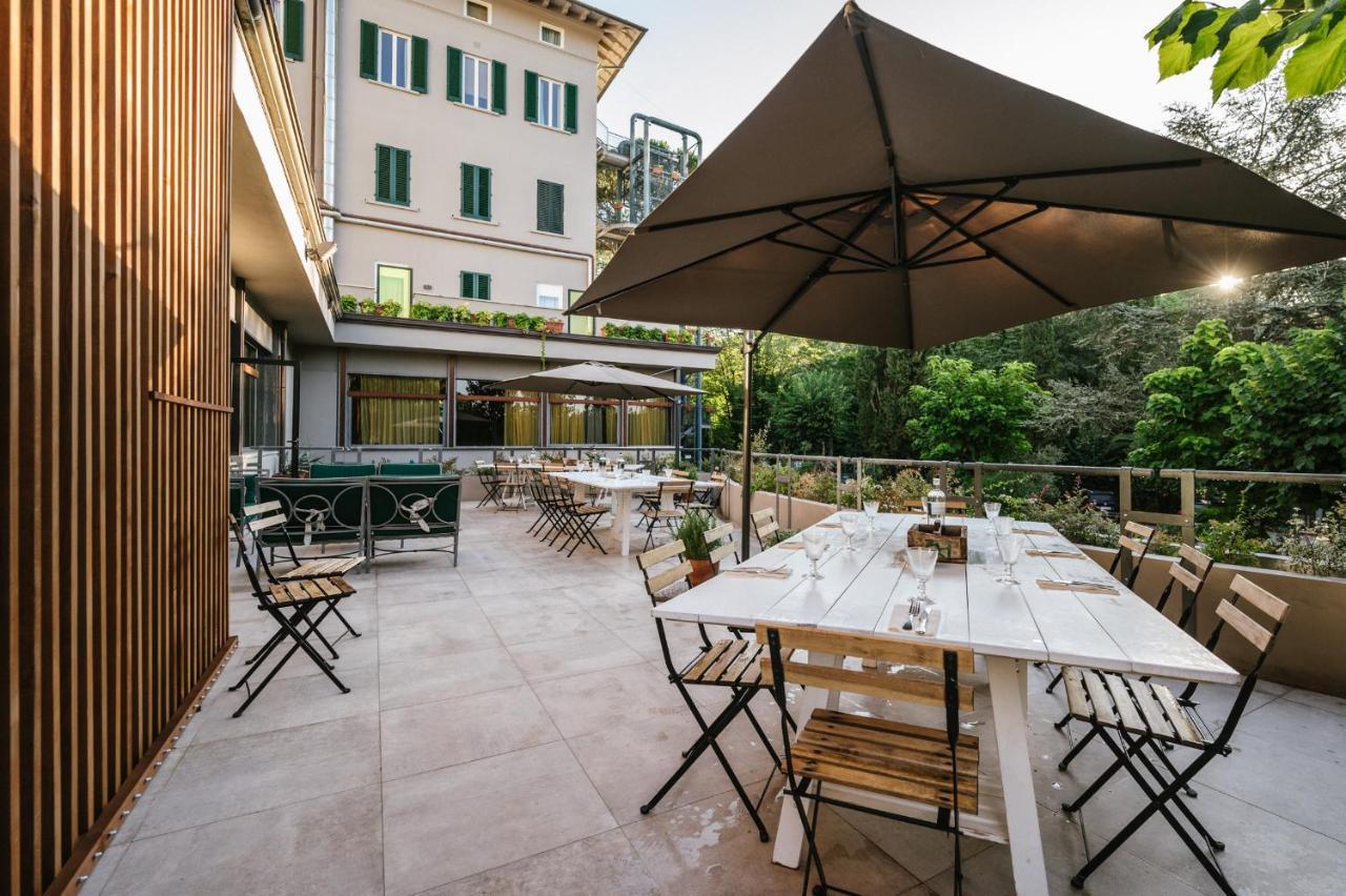 Palazzo Belvedere 蒙特卡蒂尼泰尔梅 外观 照片